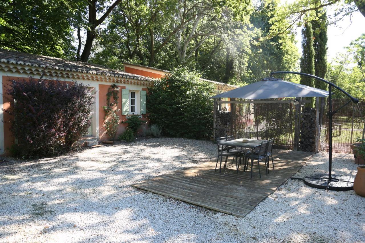 Le Pavillon Vert - B&B Vedène Exterior foto