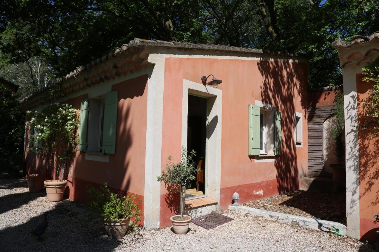 Le Pavillon Vert - B&B Vedène Exterior foto